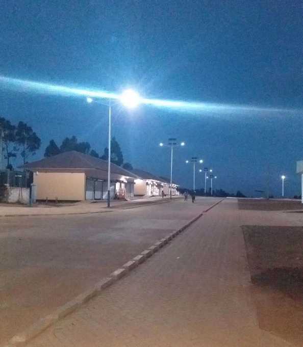 杨浦区非洲科特迪瓦太阳能路灯工程